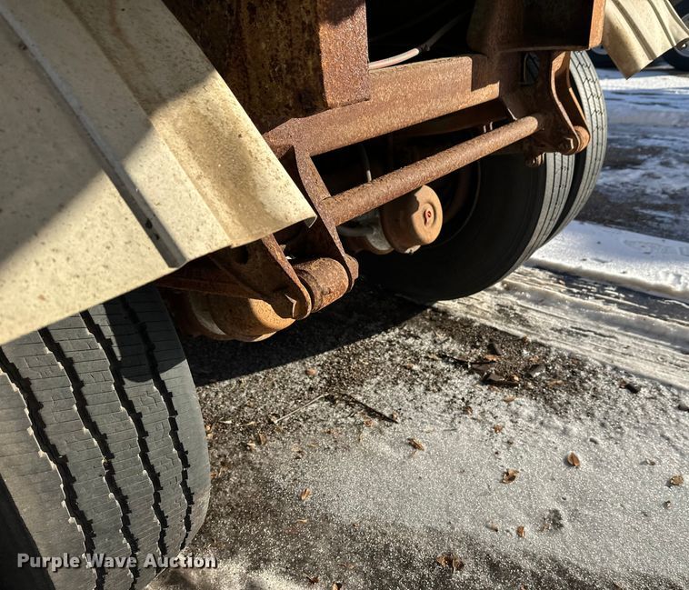 image for item FK1572 1996 Polar Tank asphalt trailer