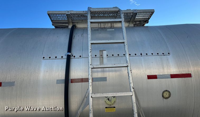 image for item FK1572 1996 Polar Tank asphalt trailer