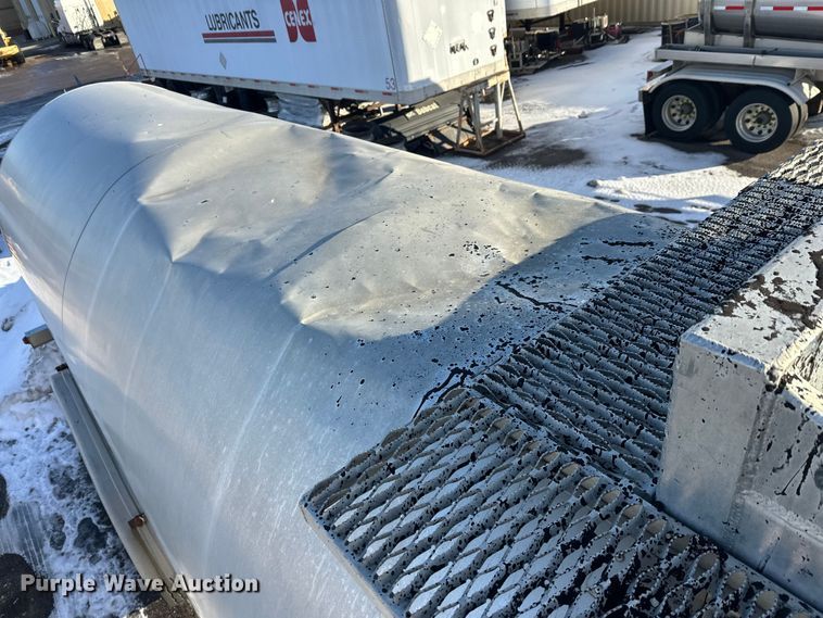 image for item FK1572 1996 Polar Tank asphalt trailer