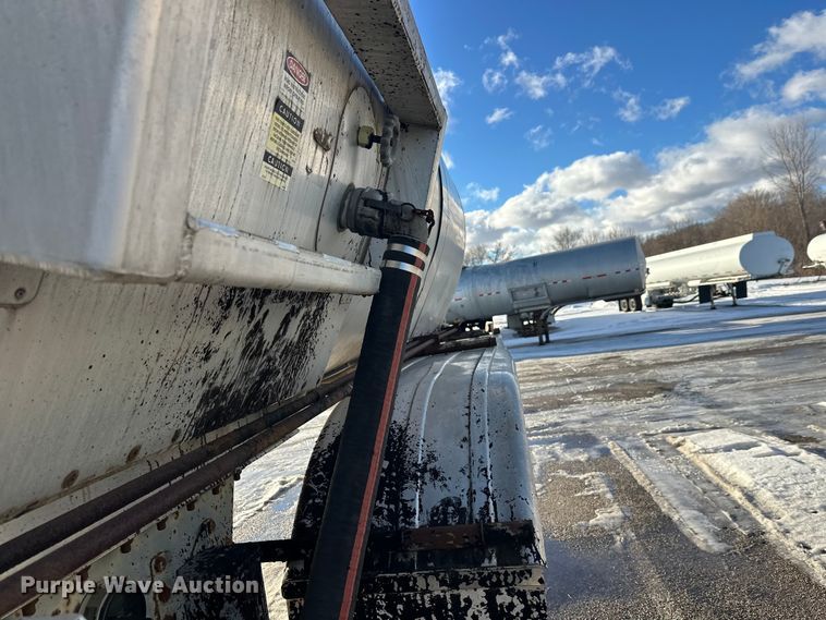 image for item FK1572 1996 Polar Tank asphalt trailer