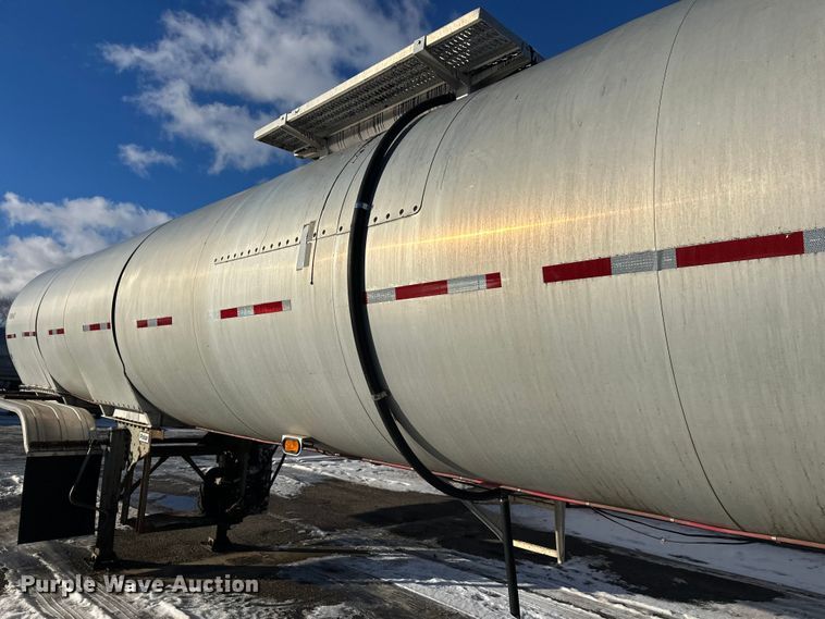 image for item FK1572 1996 Polar Tank asphalt trailer