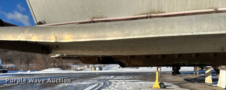 image for item FK1572 1996 Polar Tank asphalt trailer