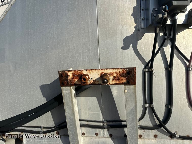 image for item FK1572 1996 Polar Tank asphalt trailer