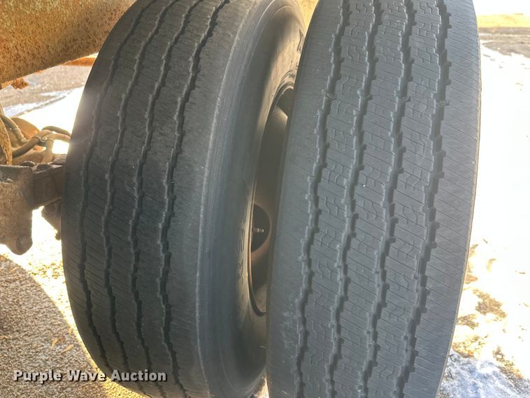 image for item FK1572 1996 Polar Tank asphalt trailer