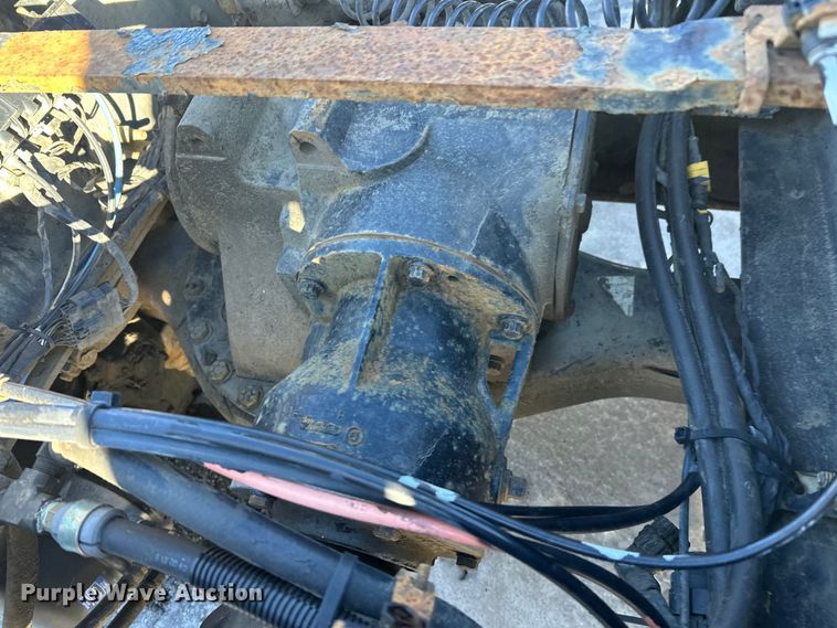 image for item FK1574 2016 Mack CXU613 semi truck