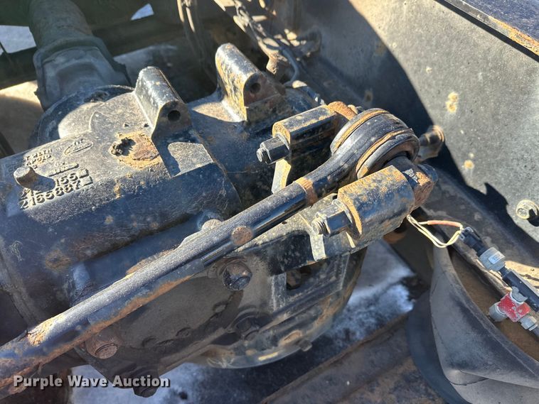 image for item FK1574 2016 Mack CXU613 semi truck