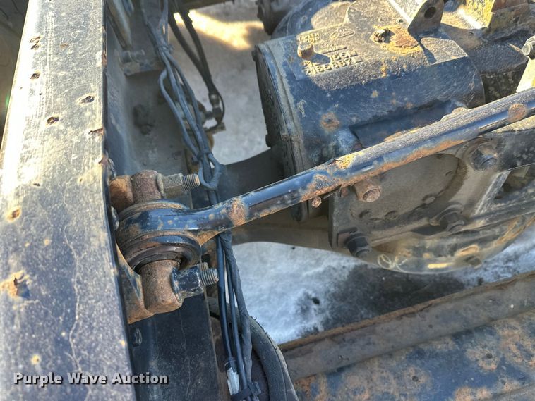 image for item FK1574 2016 Mack CXU613 semi truck