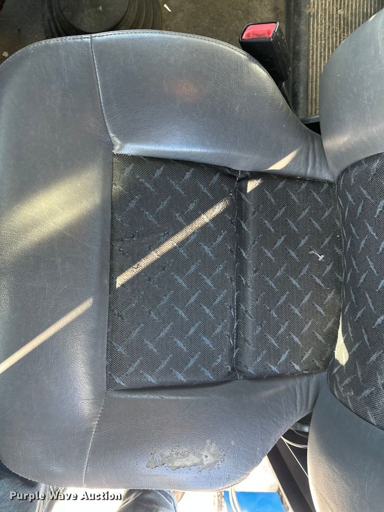 image for item FK1574 2016 Mack CXU613 semi truck