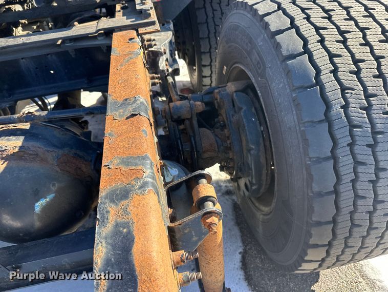 image for item FK1576 2016 Kenworth T880 semi truck