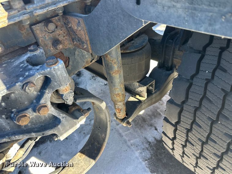 image for item FK1576 2016 Kenworth T880 semi truck