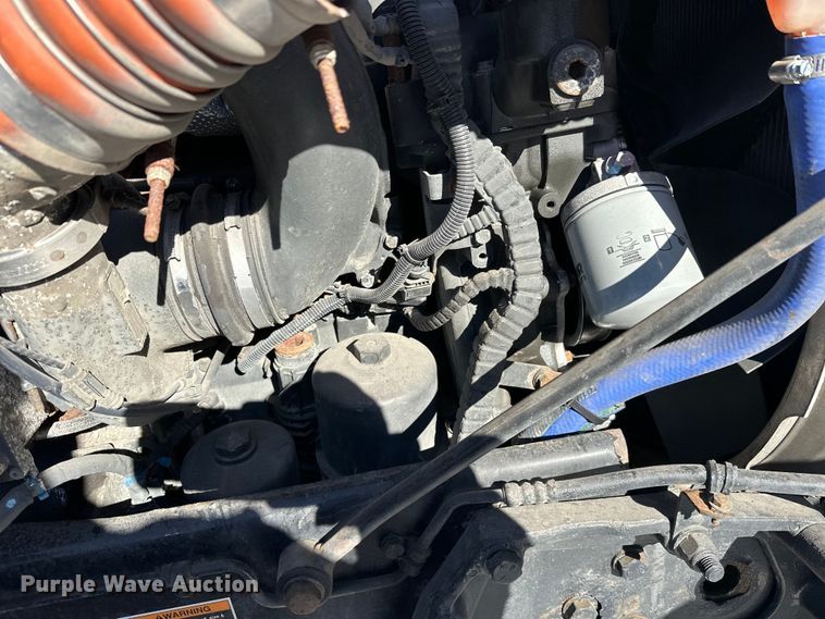 image for item FK1576 2016 Kenworth T880 semi truck