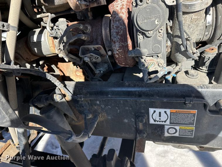 image for item FK1576 2016 Kenworth T880 semi truck