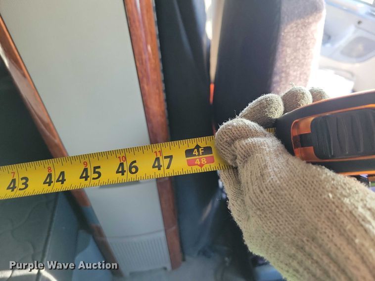 image for item NO9926 2015 Freightliner Cascadia semi truck