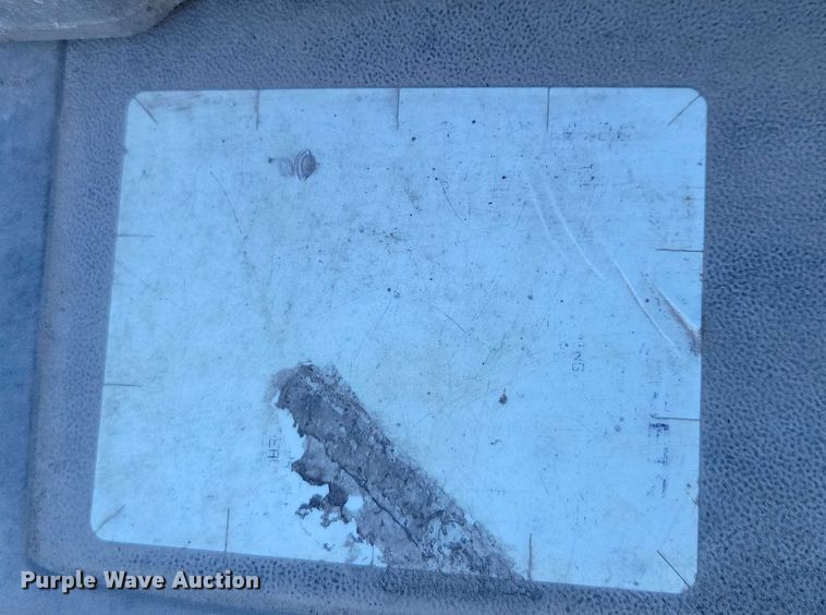 image for item NO9926 2015 Freightliner Cascadia semi truck