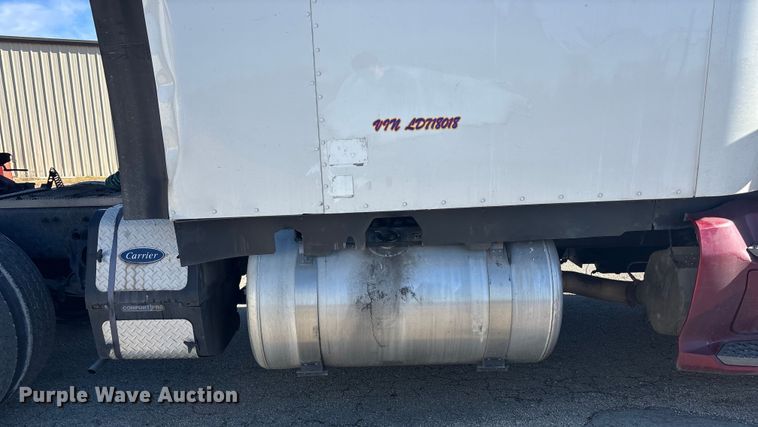 image for item OE9298 2020 Peterbilt 579 semi truck