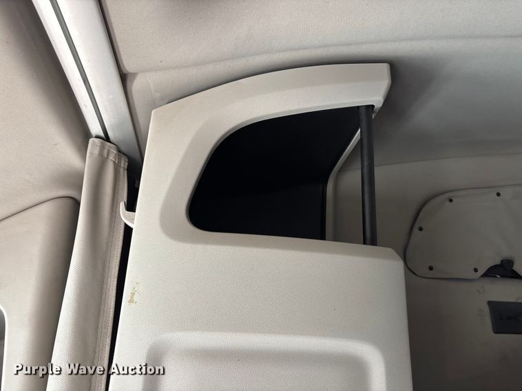 image for item OE9298 2020 Peterbilt 579 semi truck