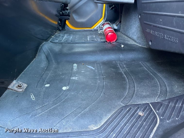 image for item YA1091 2016 Freightliner Business Class M2 box truck