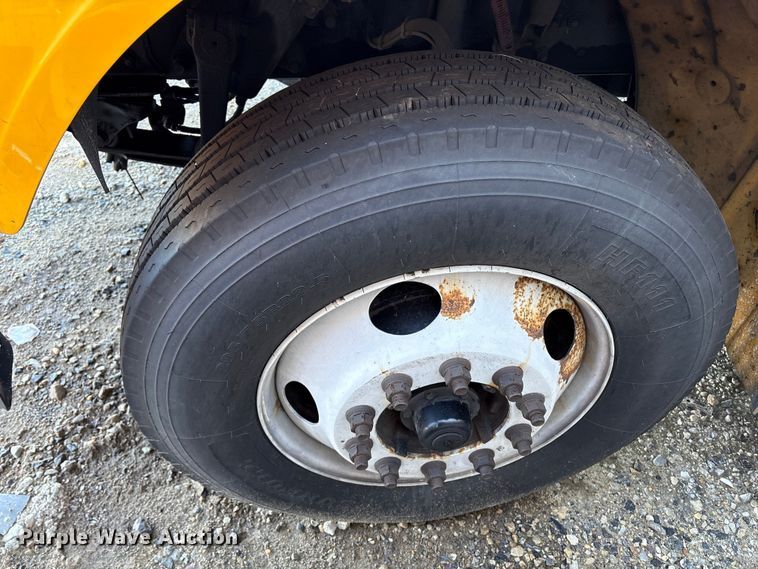 image for item YA1091 2016 Freightliner Business Class M2 box truck