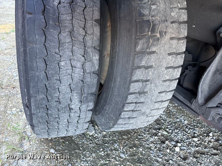 image for item YA1091 2016 Freightliner Business Class M2 box truck