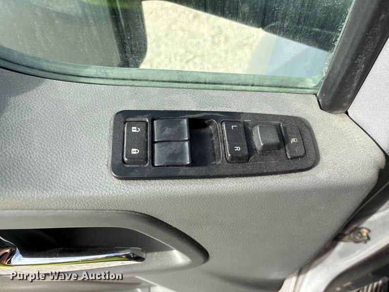 image for item YA1194 2018 Kenworth T860 semi truck