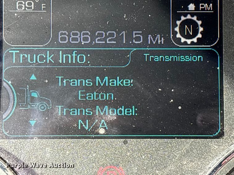 image for item YA1194 2018 Kenworth T860 semi truck