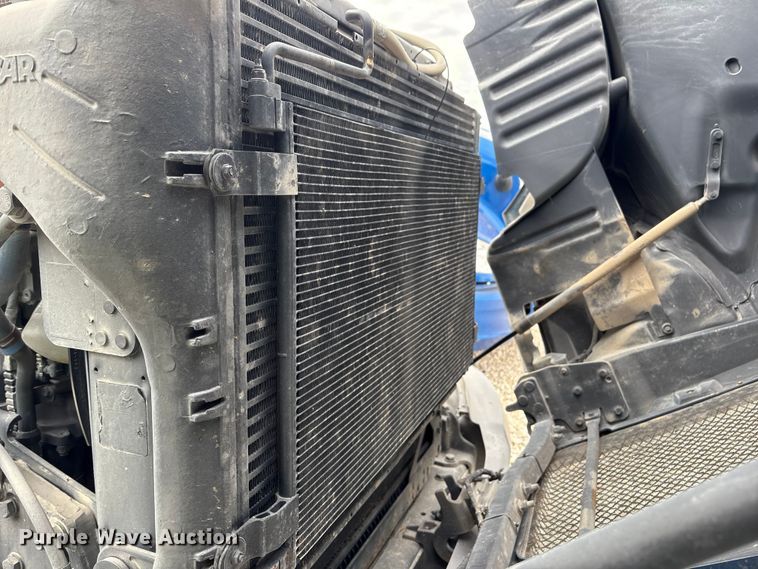 image for item YA1194 2018 Kenworth T860 semi truck