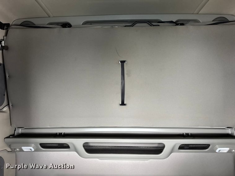 image for item YA1367 2020 Volvo VNL semi truck