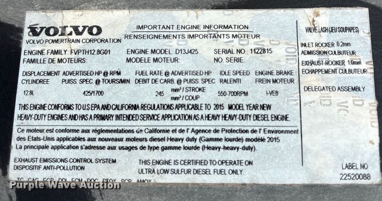 image for item YA1388 2016 Volvo VNL semi truck