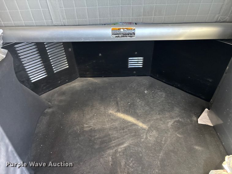 image for item YA1438 2020 Kenworth T680 semi truck