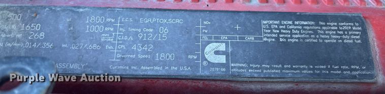 image for item YA1438 2020 Kenworth T680 semi truck