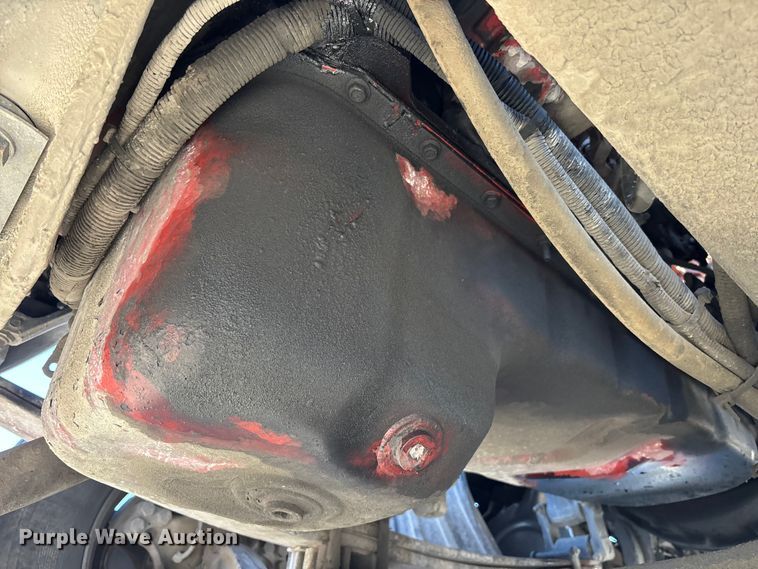 image for item YA1438 2020 Kenworth T680 semi truck