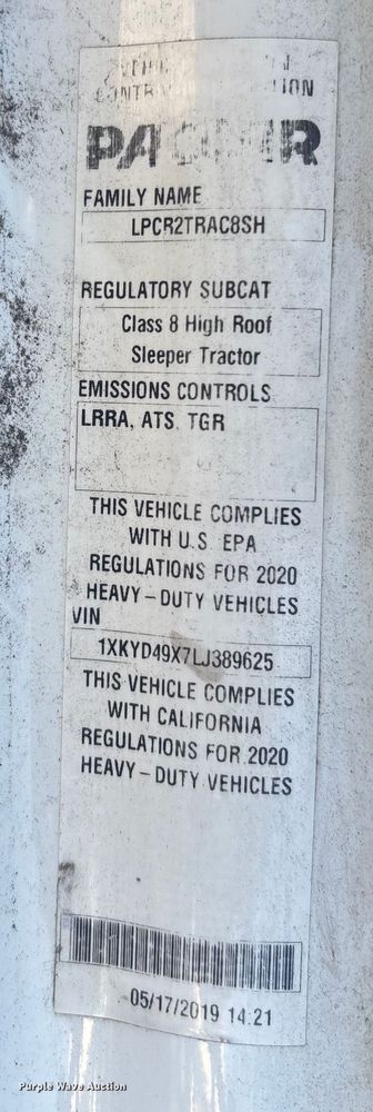 image for item YA1438 2020 Kenworth T680 semi truck