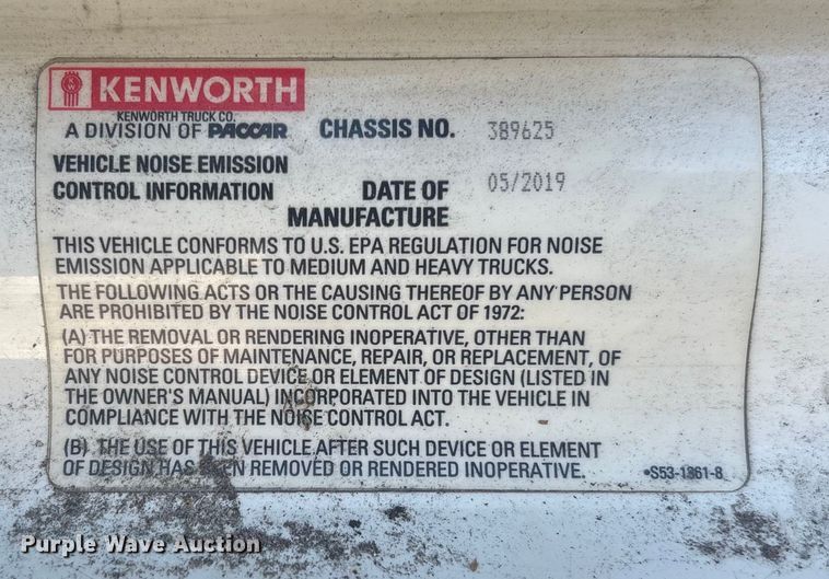 image for item YA1438 2020 Kenworth T680 semi truck
