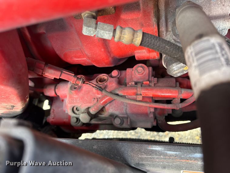 image for item YA1475 2020 Peterbilt 579 semi truck