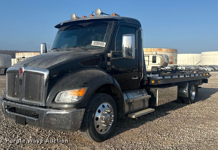 image for item YA1511 2024 Kenworth T280 rollback truck