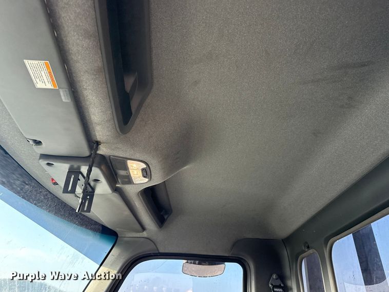 image for item YA1511 2024 Kenworth T280 rollback truck