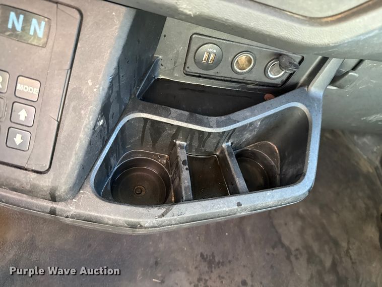 image for item YA1511 2024 Kenworth T280 rollback truck