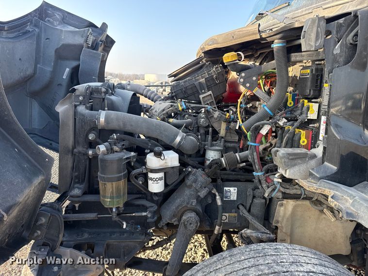 image for item YA1511 2024 Kenworth T280 rollback truck