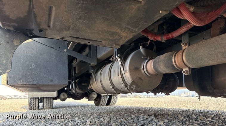 image for item YA1511 2024 Kenworth T280 rollback truck