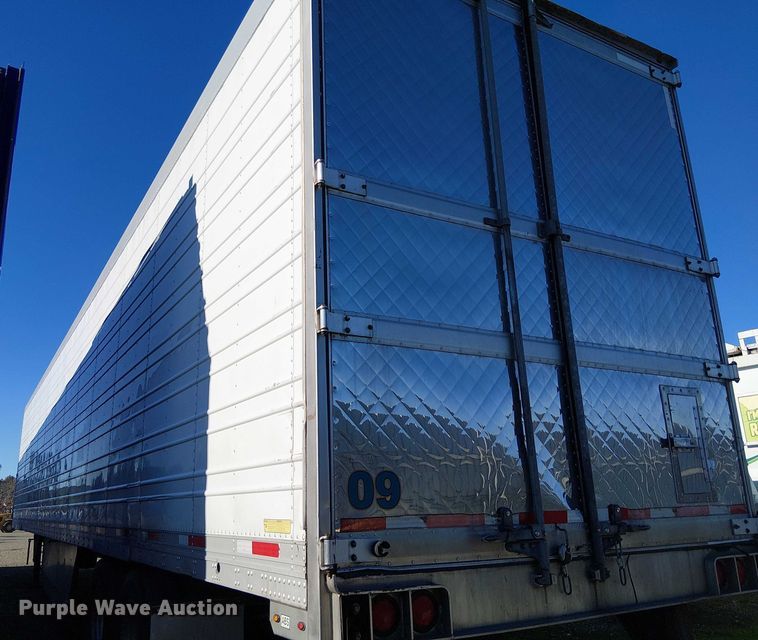 image for item YA1574 2016 Utility VS2RA refrigerated van trailer