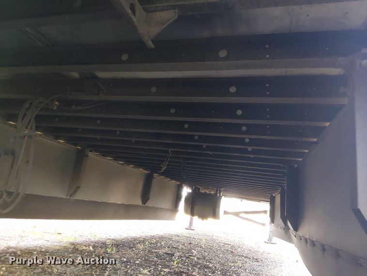 image for item YA1574 2016 Utility VS2RA refrigerated van trailer