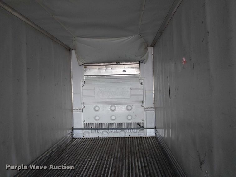 image for item YA1574 2016 Utility VS2RA refrigerated van trailer