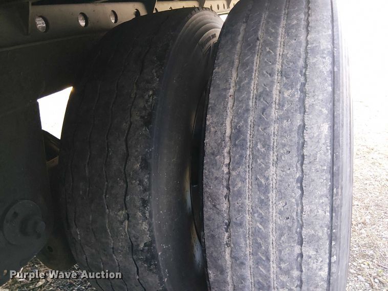 image for item YA1574 2016 Utility VS2RA refrigerated van trailer