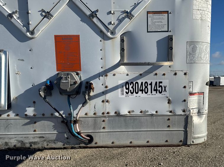 image for item YA1581 1997 Great Dane dry van trailer