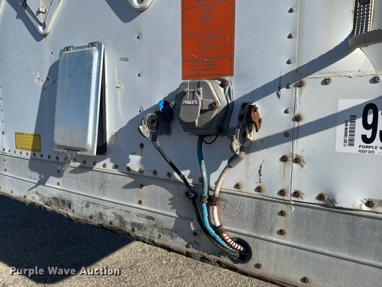 image for item YA1581 1997 Great Dane dry van trailer