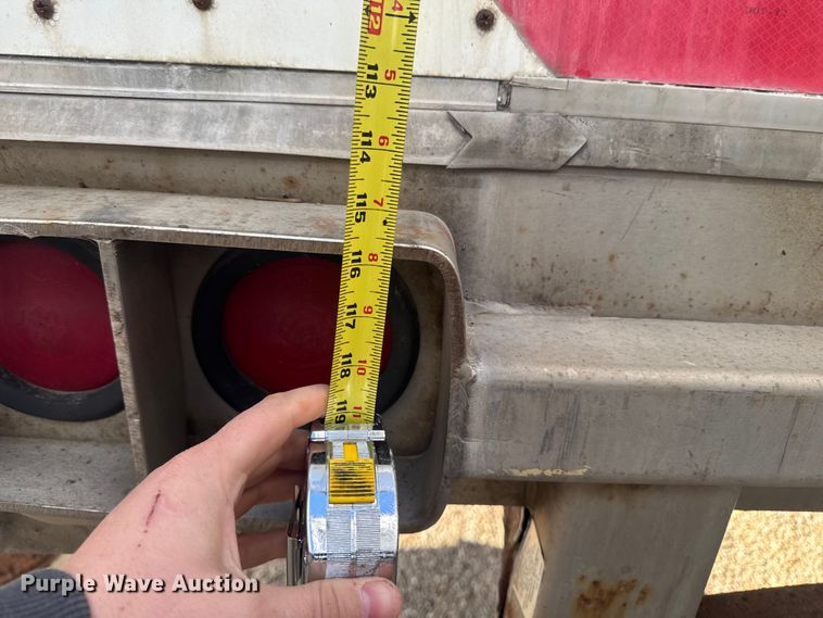 image for item YA1581 1997 Great Dane dry van trailer