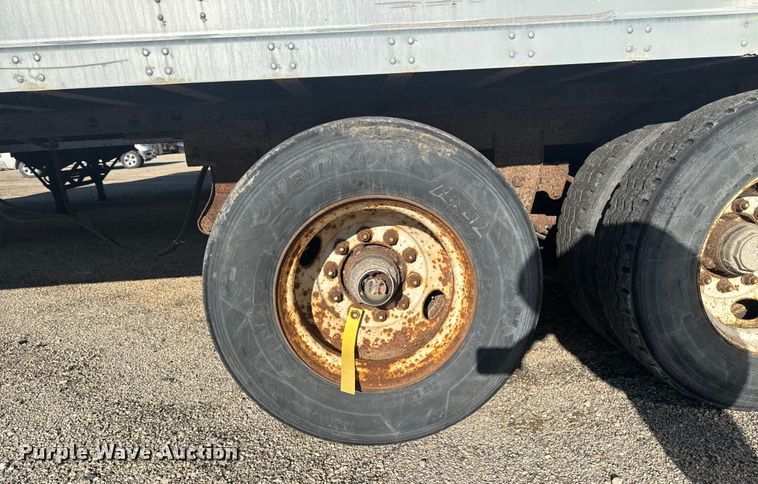 image for item YA1581 1997 Great Dane dry van trailer