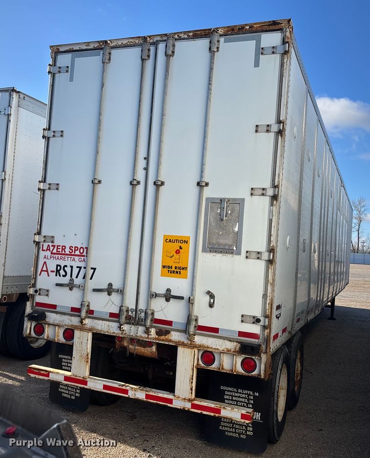 image for item YA1582 1995 Wabash dry van trailer