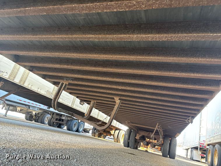 image for item YA1582 1995 Wabash dry van trailer