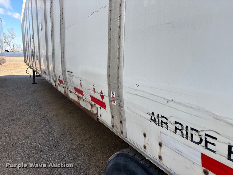 image for item YA1582 1995 Wabash dry van trailer